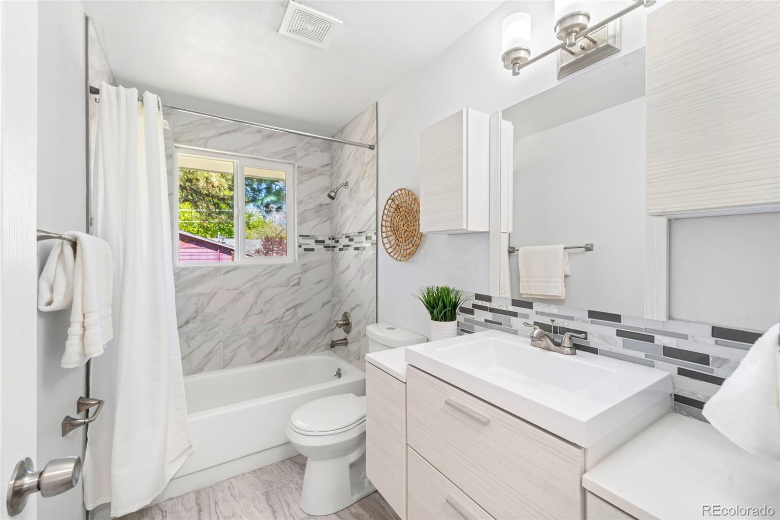 MLS Image #13 for 102 s claremont street,colorado springs, Colorado