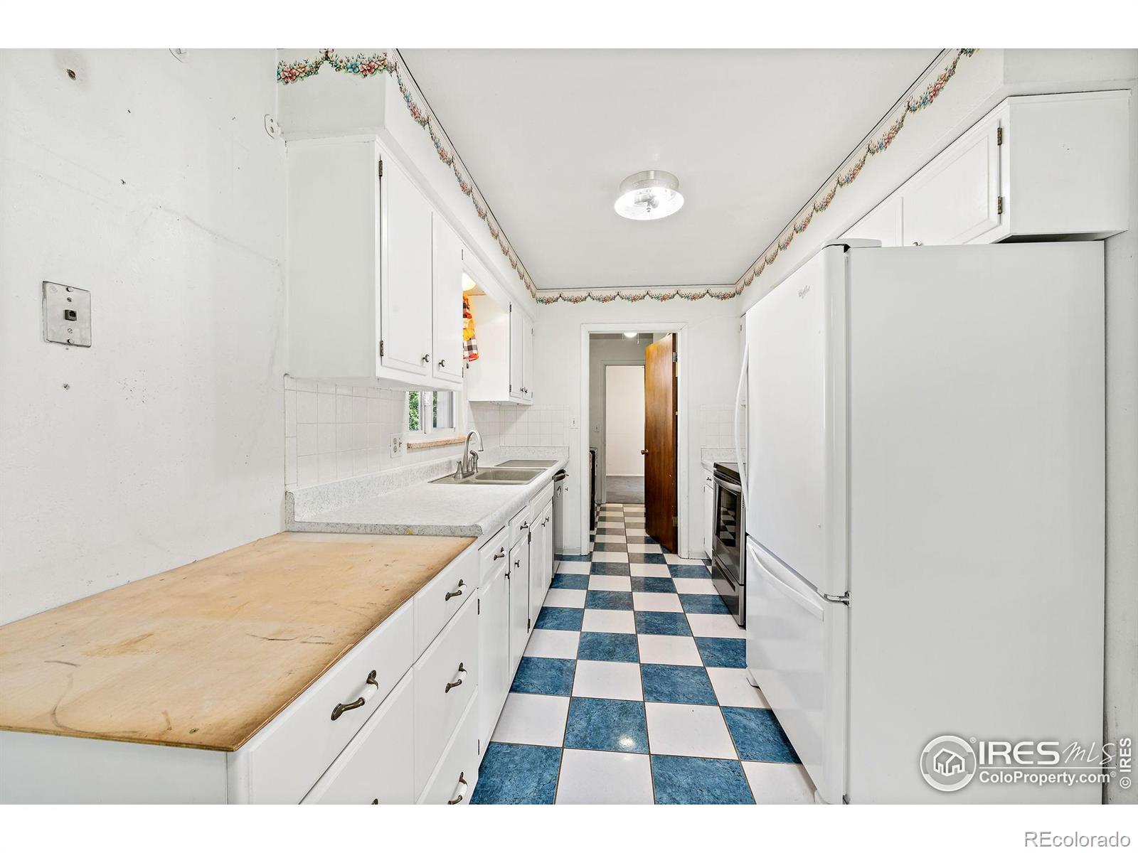 MLS Image #8 for 111  barbara street,louisville, Colorado