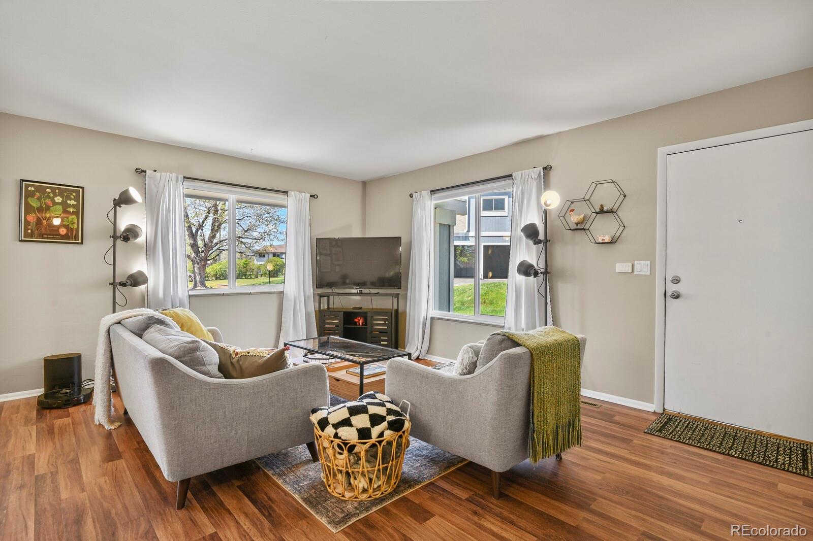 MLS Image #5 for 2557 s dover street,lakewood, Colorado