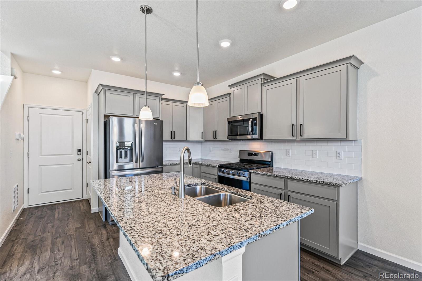 MLS Image #5 for 21761 e 7th avenue ,aurora, Colorado
