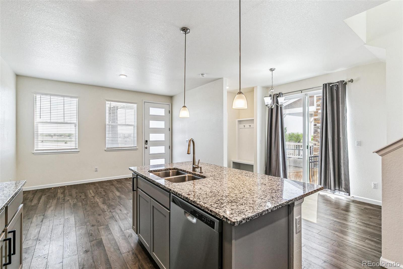 MLS Image #8 for 21761 e 7th avenue ,aurora, Colorado
