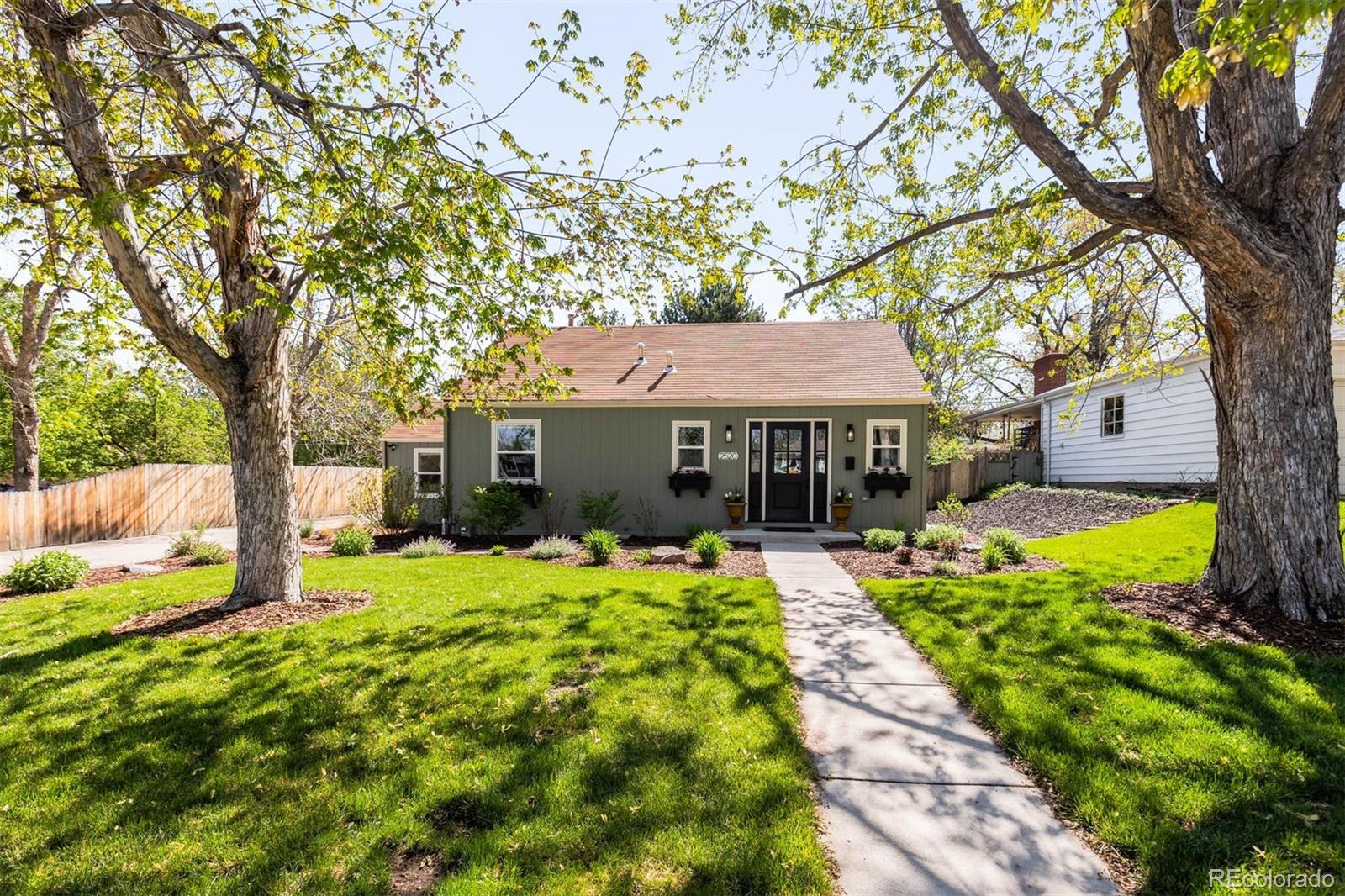 MLS Image #44 for 2520 s race street,denver, Colorado