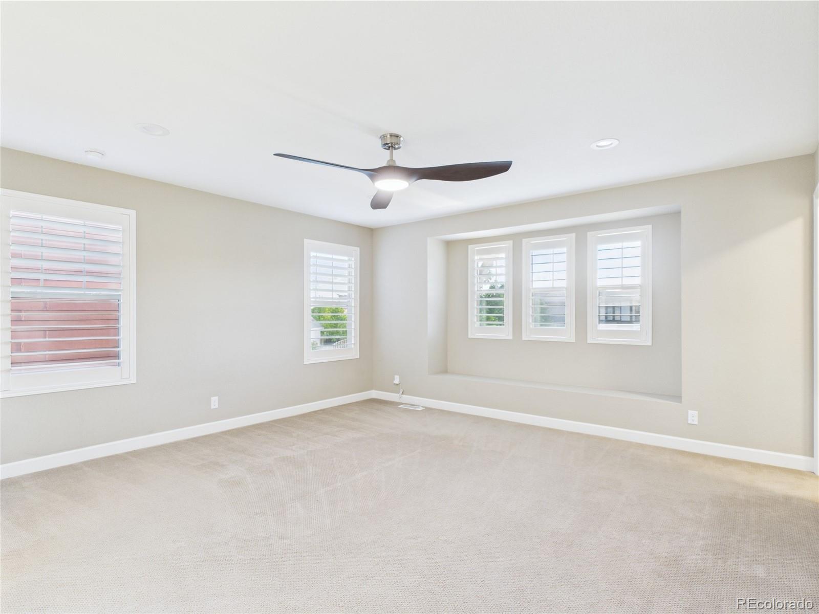 MLS Image #10 for 9236 e 52nd drive,denver, Colorado