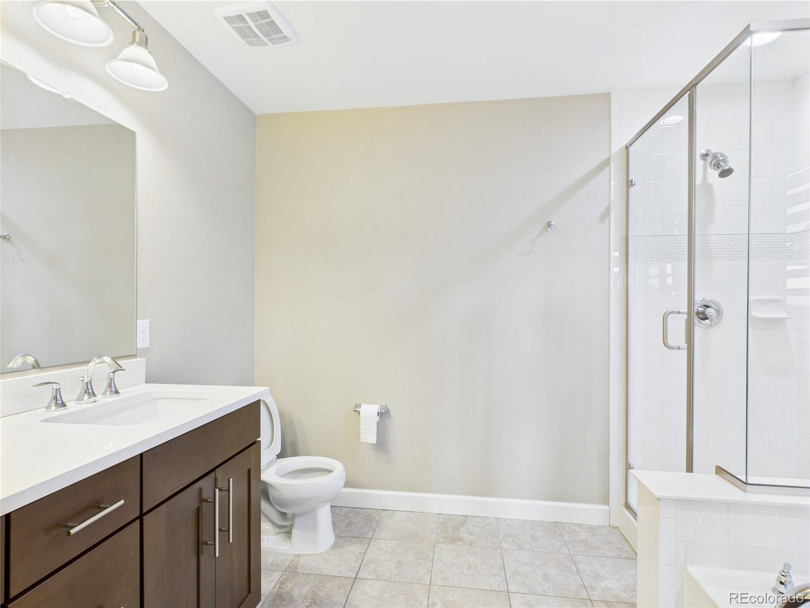 MLS Image #12 for 9236 e 52nd drive,denver, Colorado
