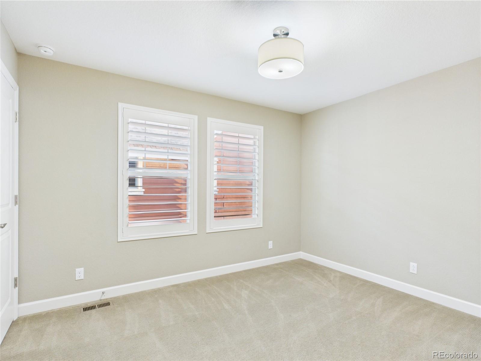 MLS Image #15 for 9236 e 52nd drive,denver, Colorado