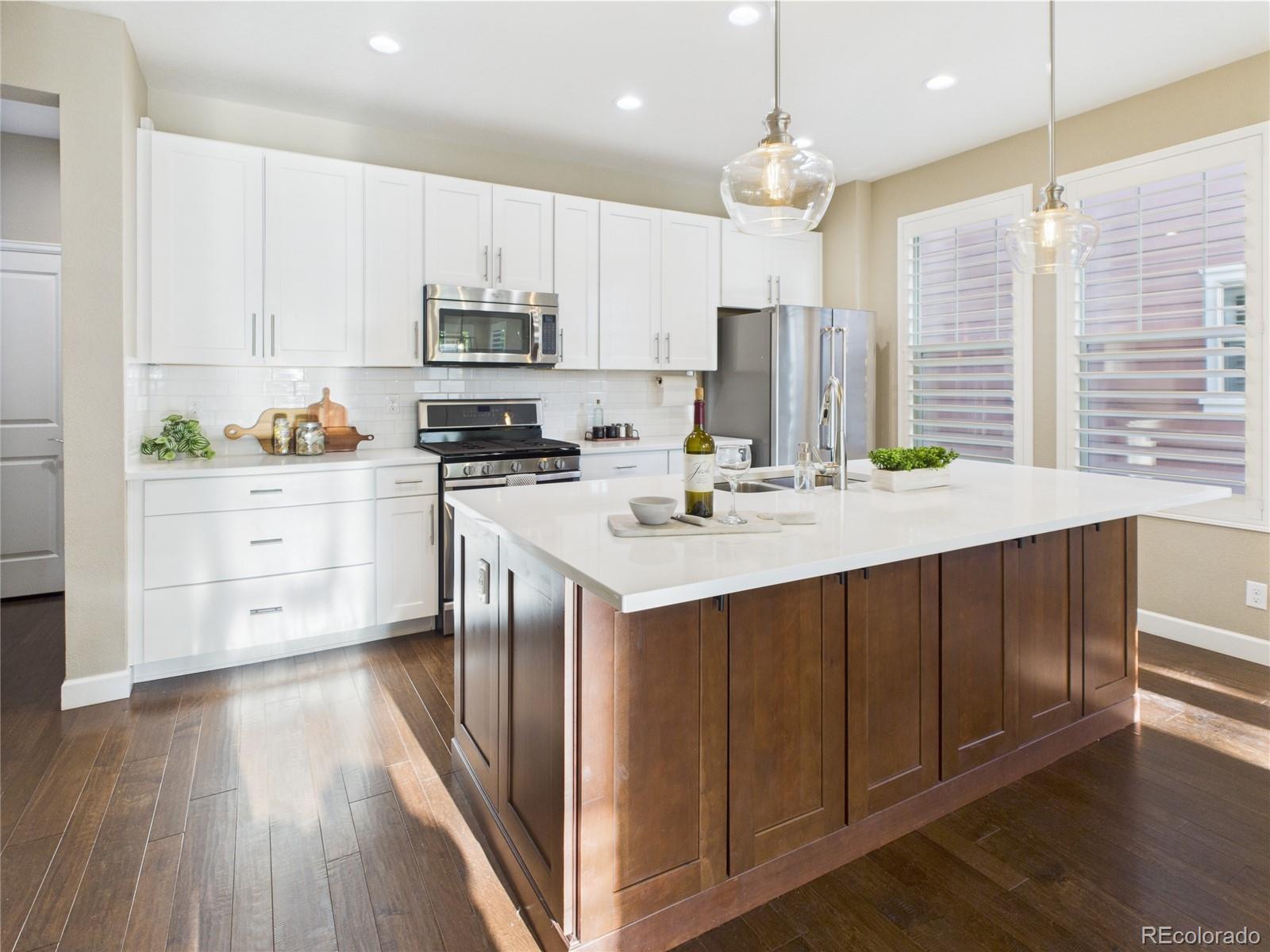 MLS Image #3 for 9236 e 52nd drive,denver, Colorado