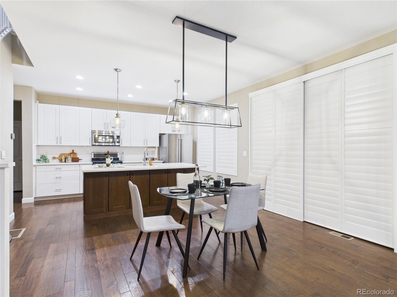 MLS Image #6 for 9236 e 52nd drive,denver, Colorado