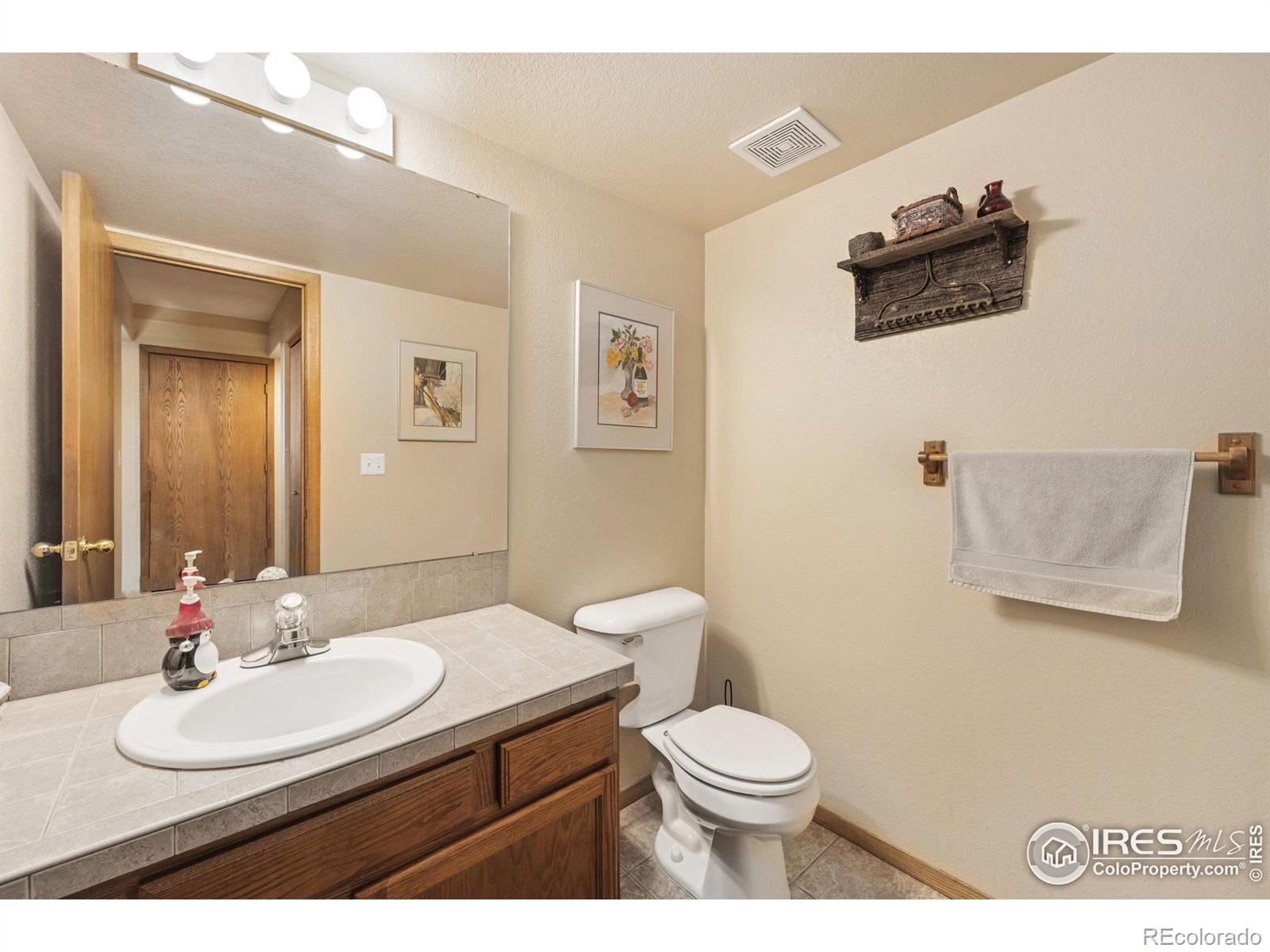 MLS Image #19 for 3949  willowood avenue,loveland, Colorado