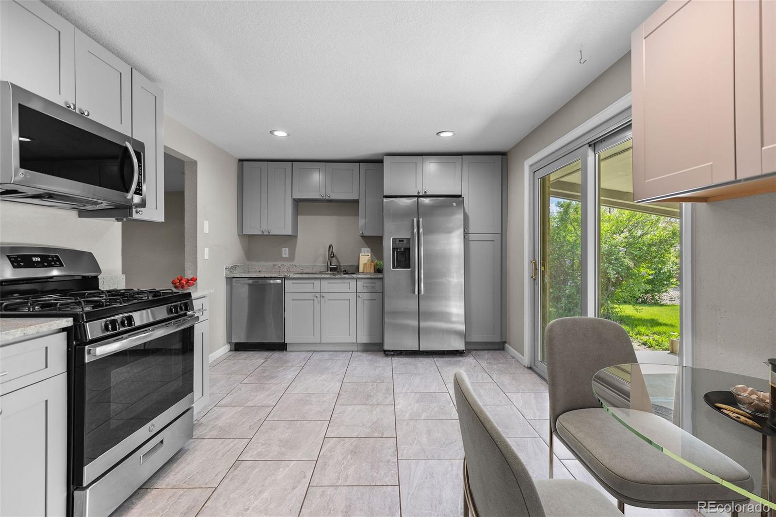 MLS Image #12 for 8305  eaton way,arvada, Colorado