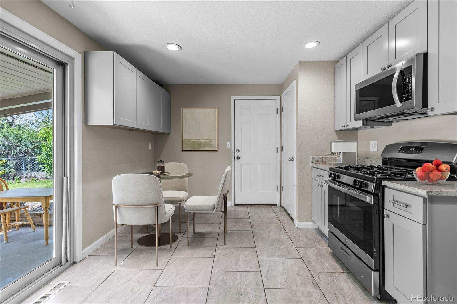MLS Image #14 for 8305  eaton way,arvada, Colorado