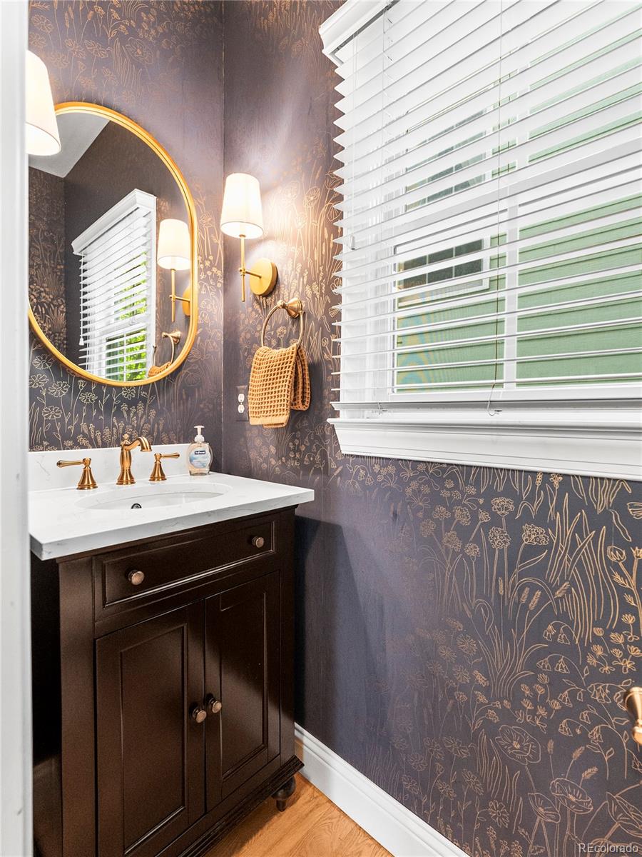 MLS Image #15 for 7899 e 28th place,denver, Colorado