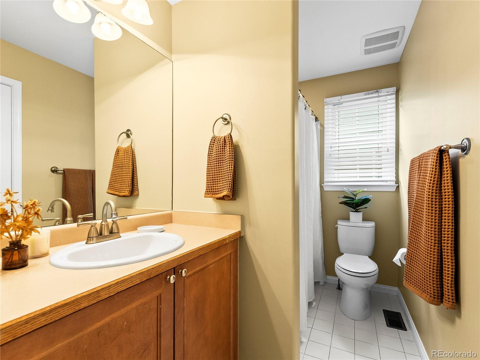 MLS Image #25 for 7899 e 28th place,denver, Colorado