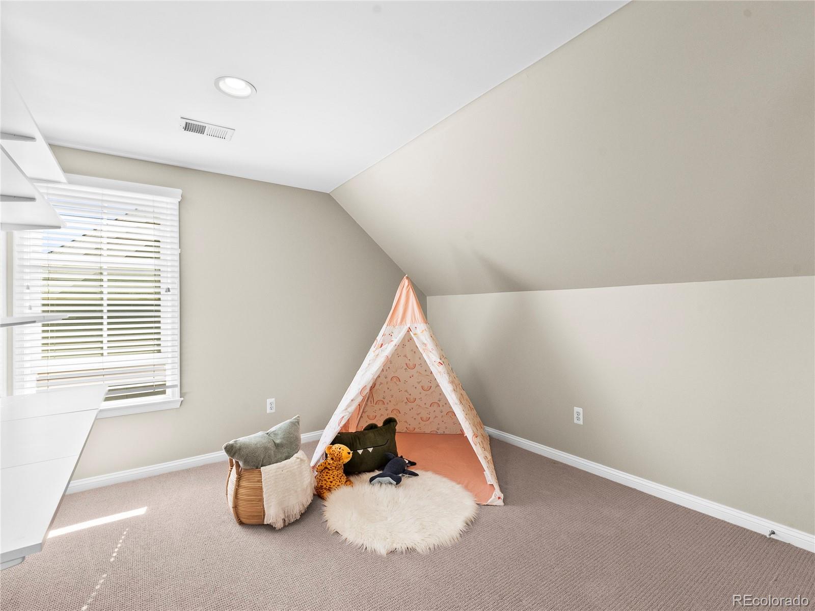 MLS Image #27 for 7899 e 28th place,denver, Colorado