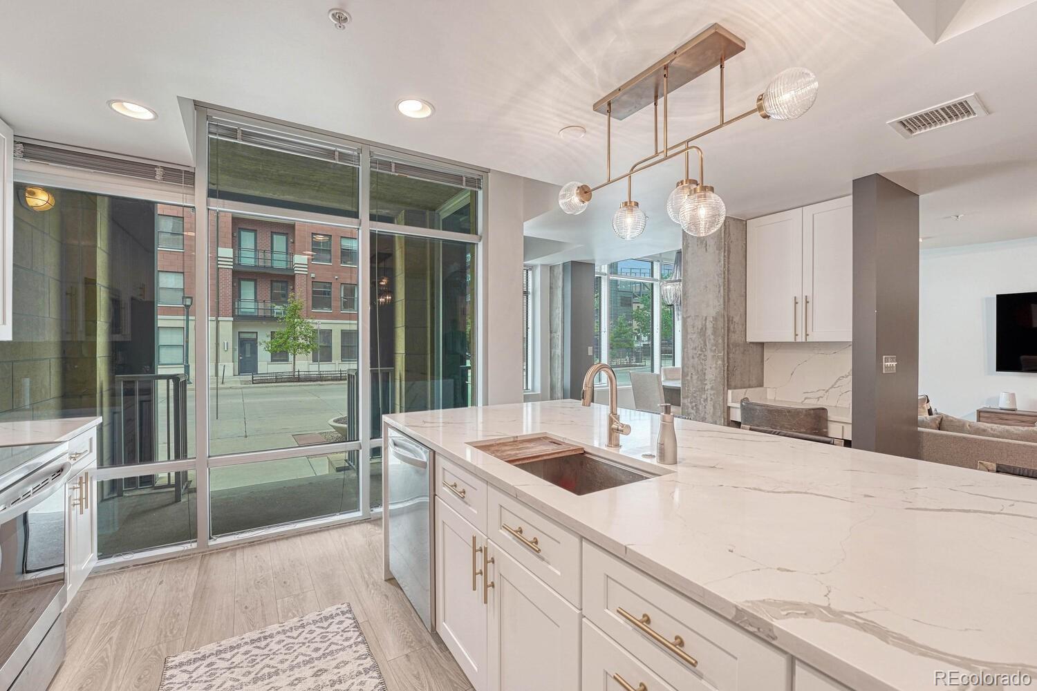 MLS Image #8 for 1700  bassett street,denver, Colorado