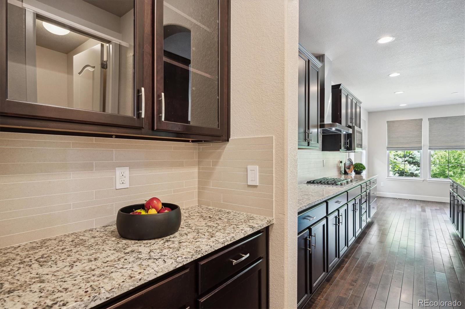 MLS Image #10 for 2264 s joyce street,lakewood, Colorado