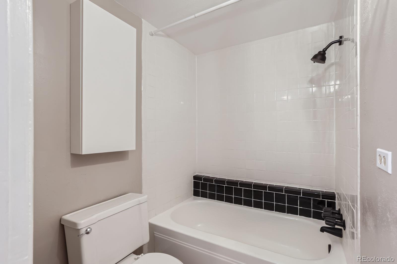 MLS Image #8 for 937 n clarkson street 206,denver, Colorado