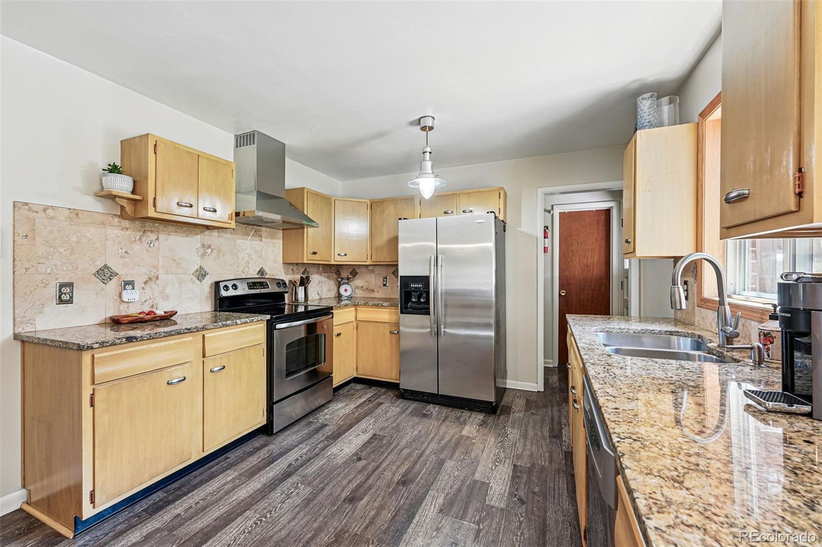 MLS Image #11 for 1395 s kendall street,lakewood, Colorado