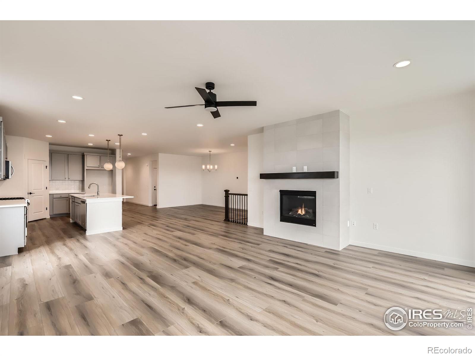 MLS Image #4 for 5891  aspenglow street,longmont, Colorado