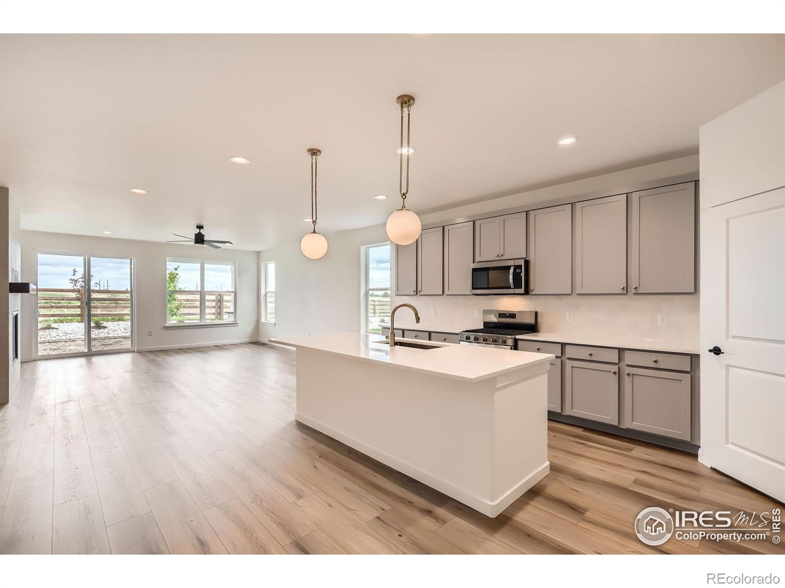MLS Image #5 for 5891  aspenglow street,longmont, Colorado