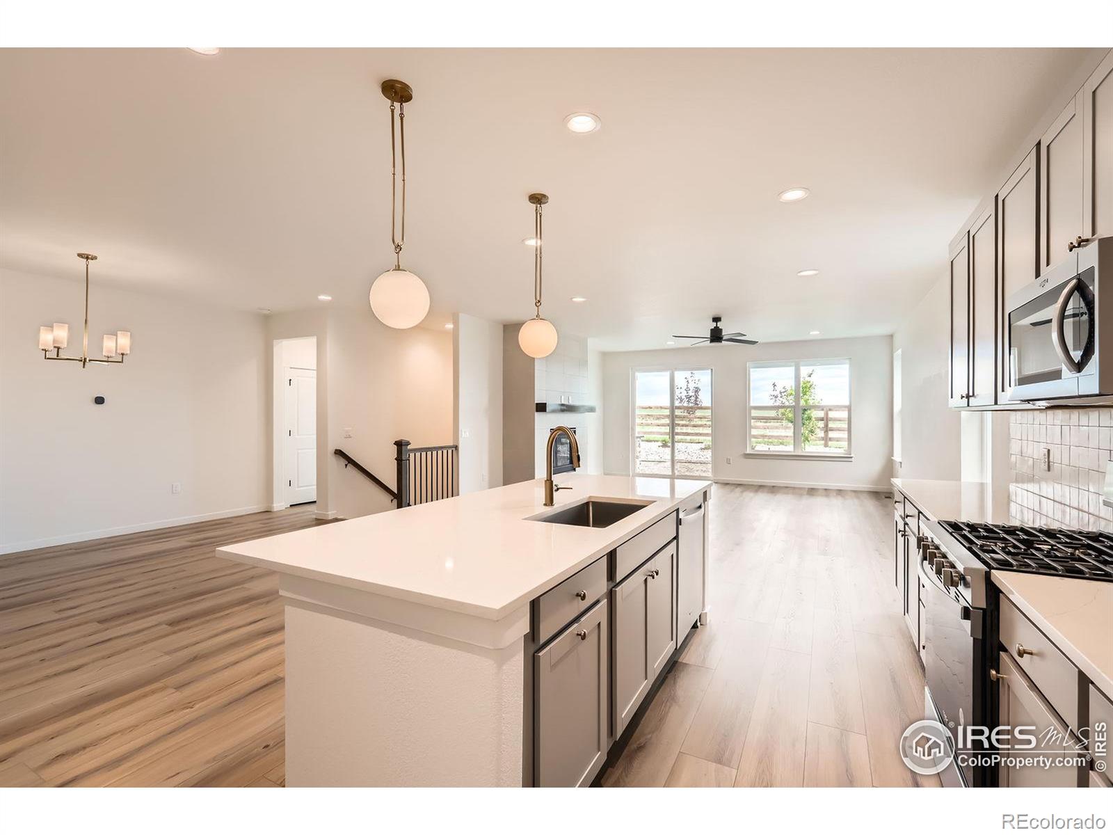 MLS Image #8 for 5891  aspenglow street,longmont, Colorado