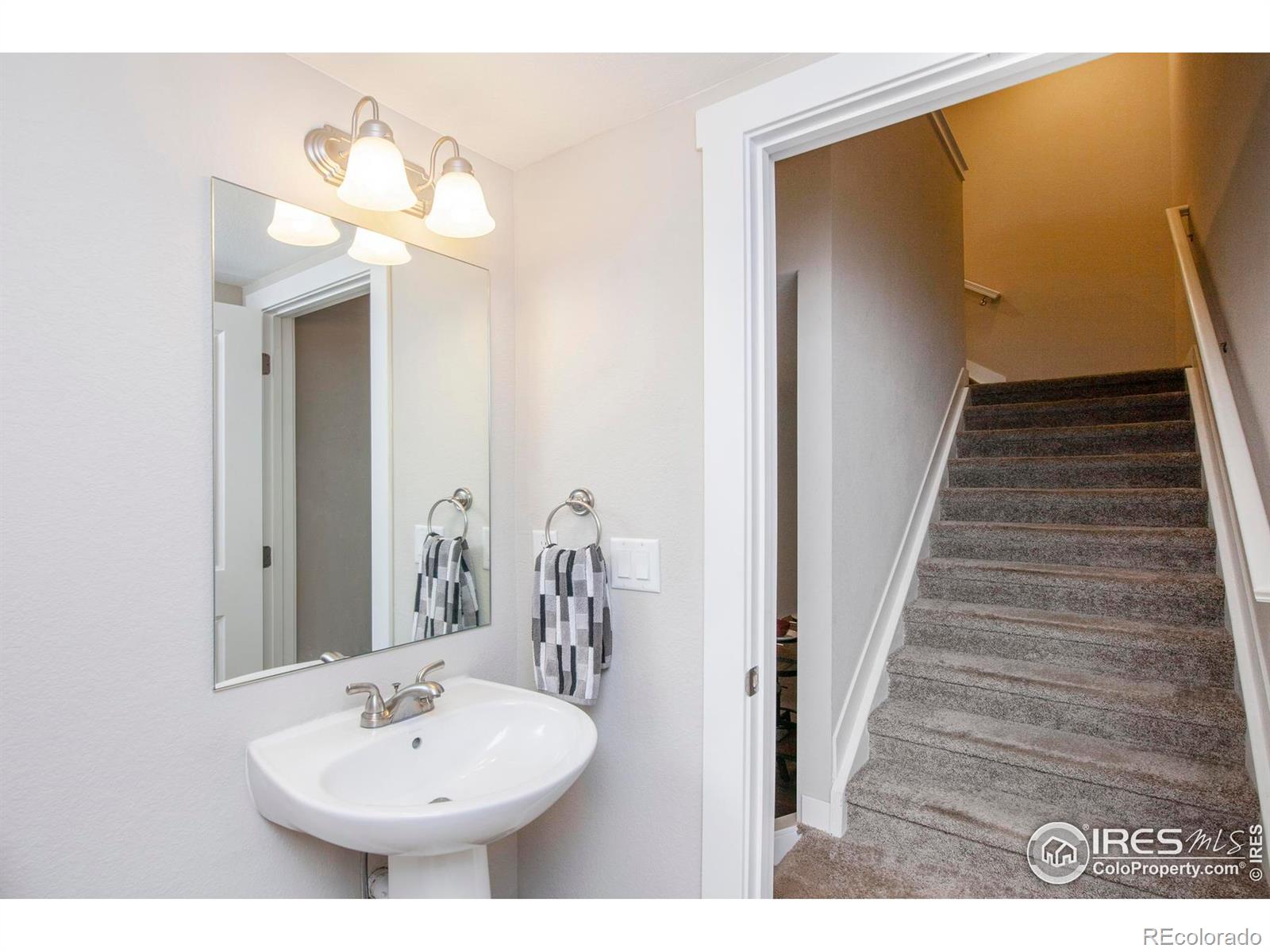 MLS Image #33 for 749  robert street,longmont, Colorado