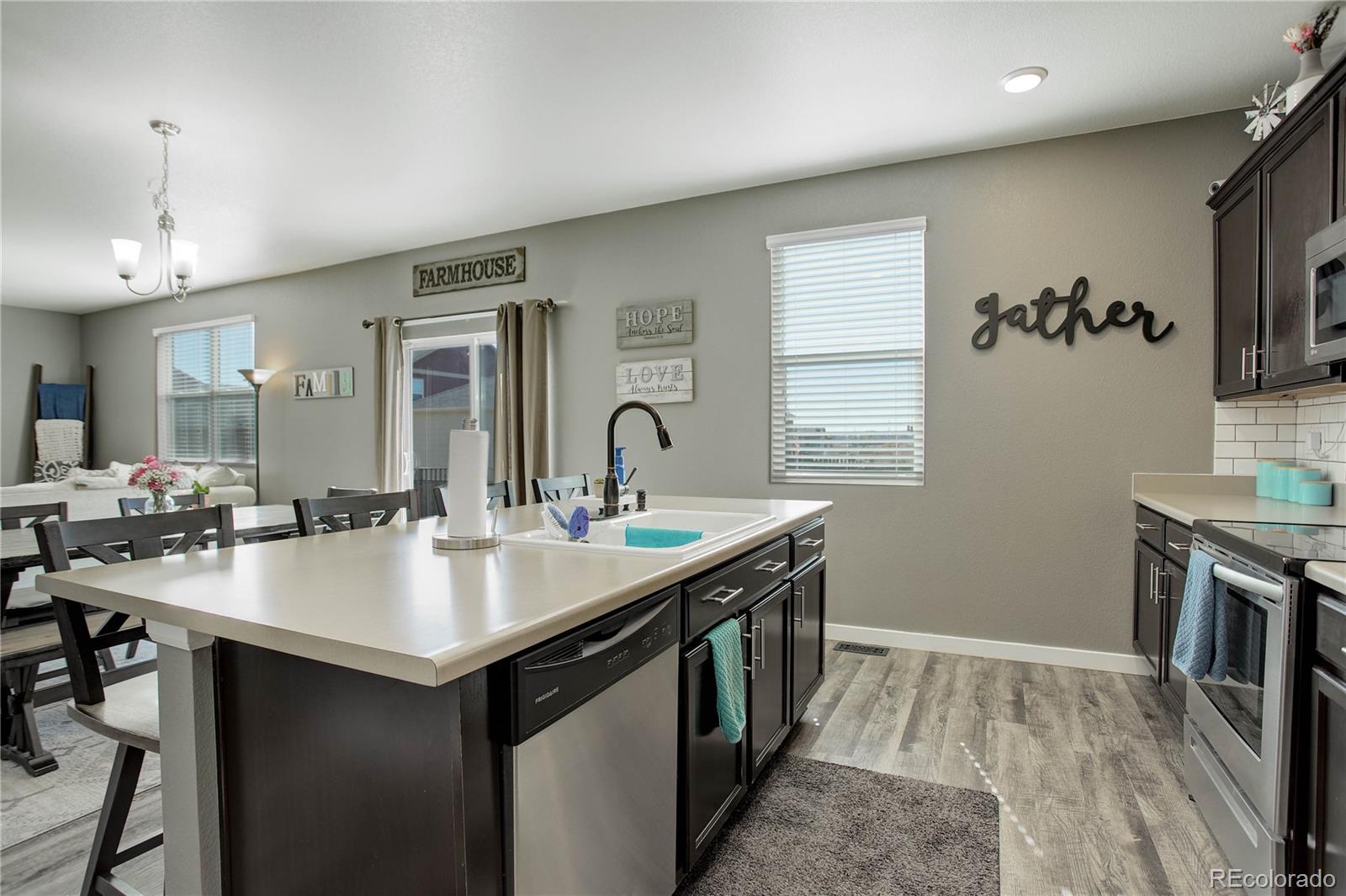MLS Image #13 for 975  alta street,lochbuie, Colorado