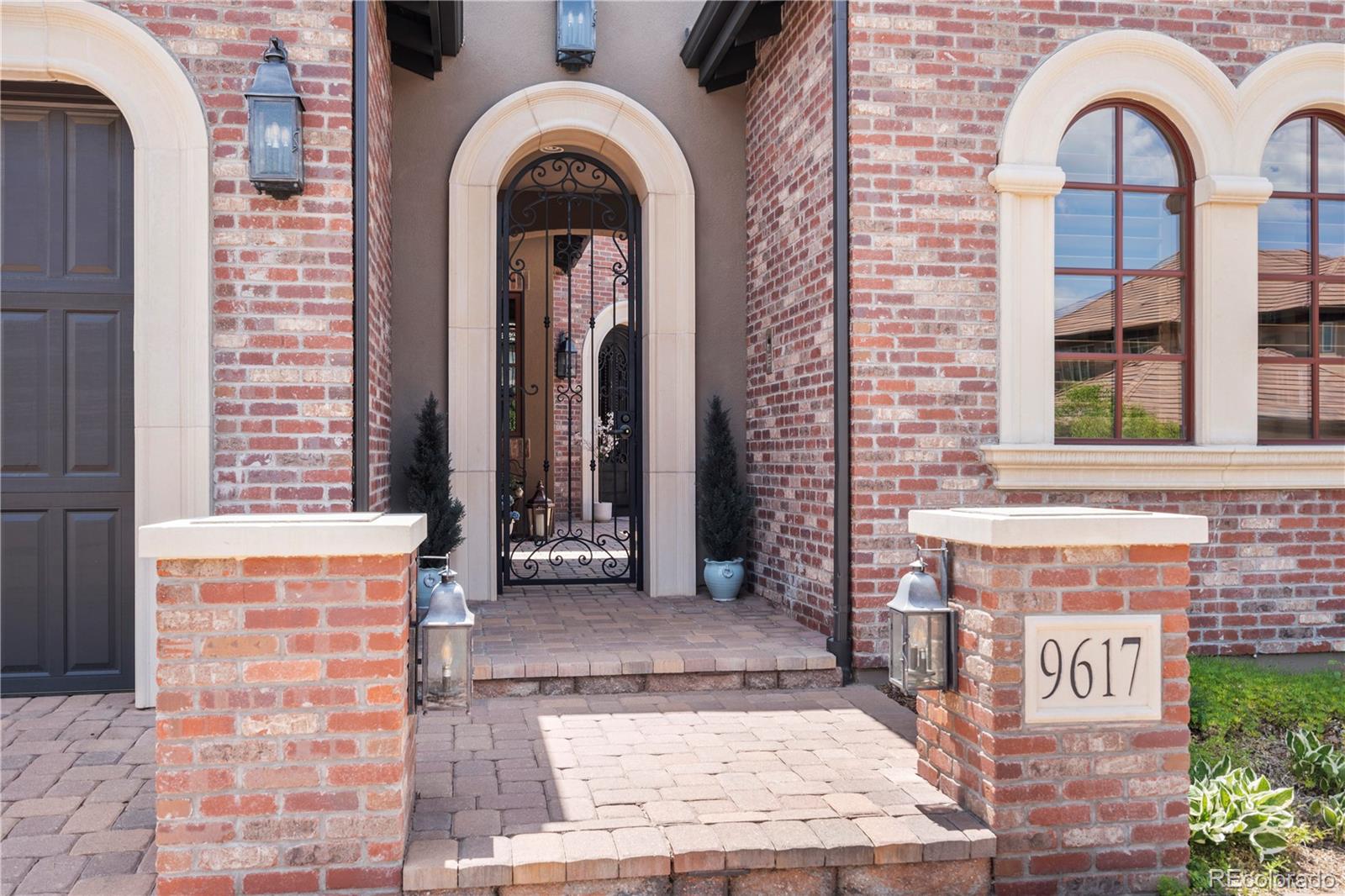 MLS Image #2 for 9617 s shadow hill circle,lone tree, Colorado
