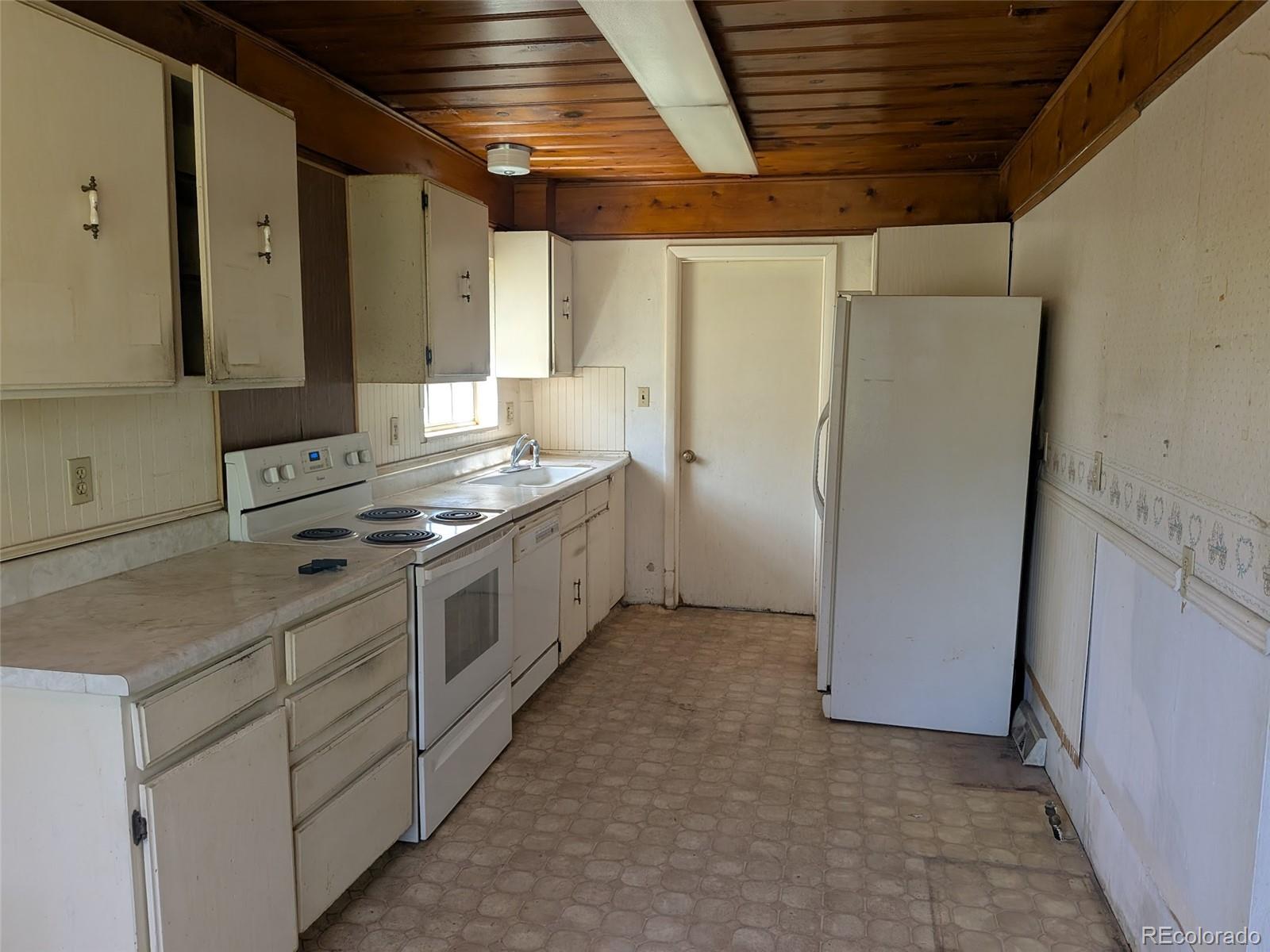 MLS Image #12 for 1251  lee street,lakewood, Colorado