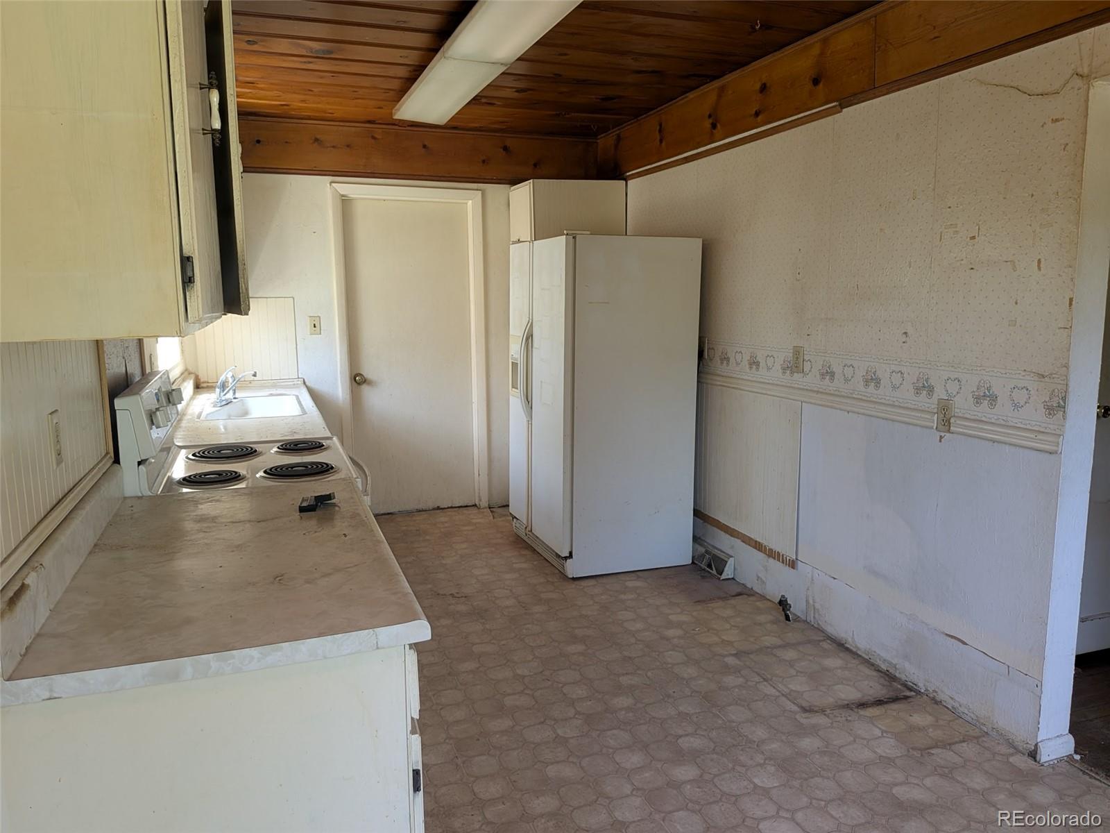 MLS Image #13 for 1251  lee street,lakewood, Colorado
