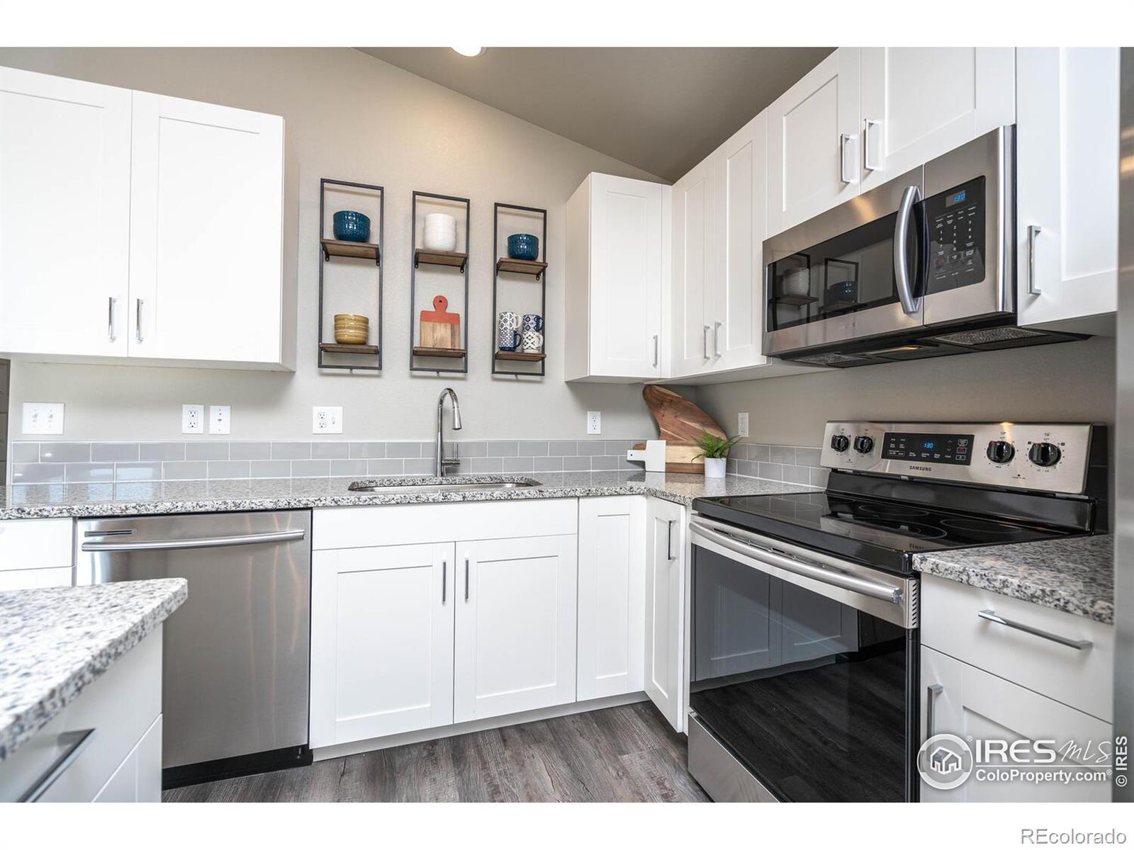 MLS Image #4 for 7179  gateway crossing street,wellington, Colorado