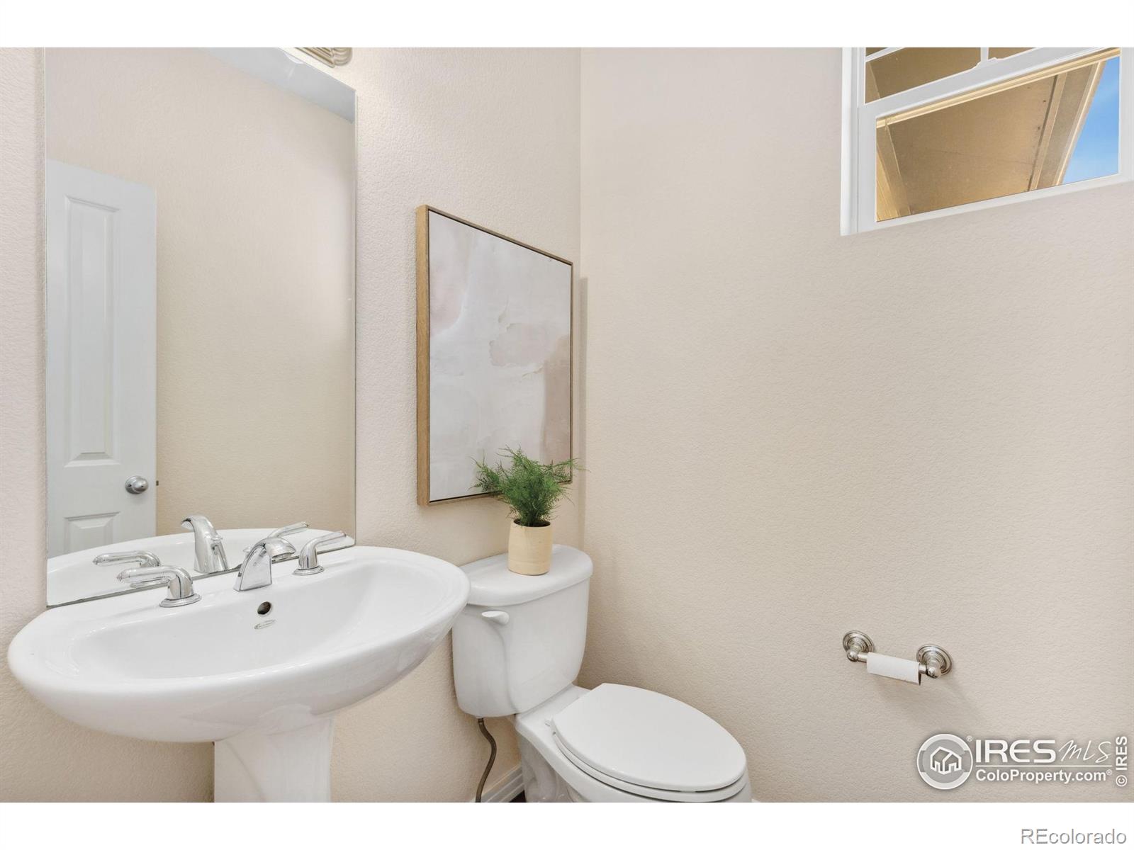 MLS Image #11 for 2104  18th avenue,longmont, Colorado