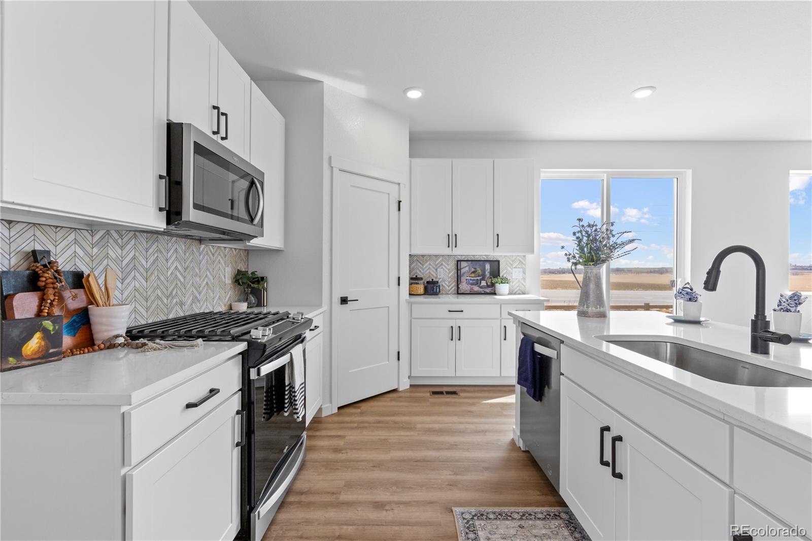 MLS Image #9 for 797  muturu road,johnstown, Colorado