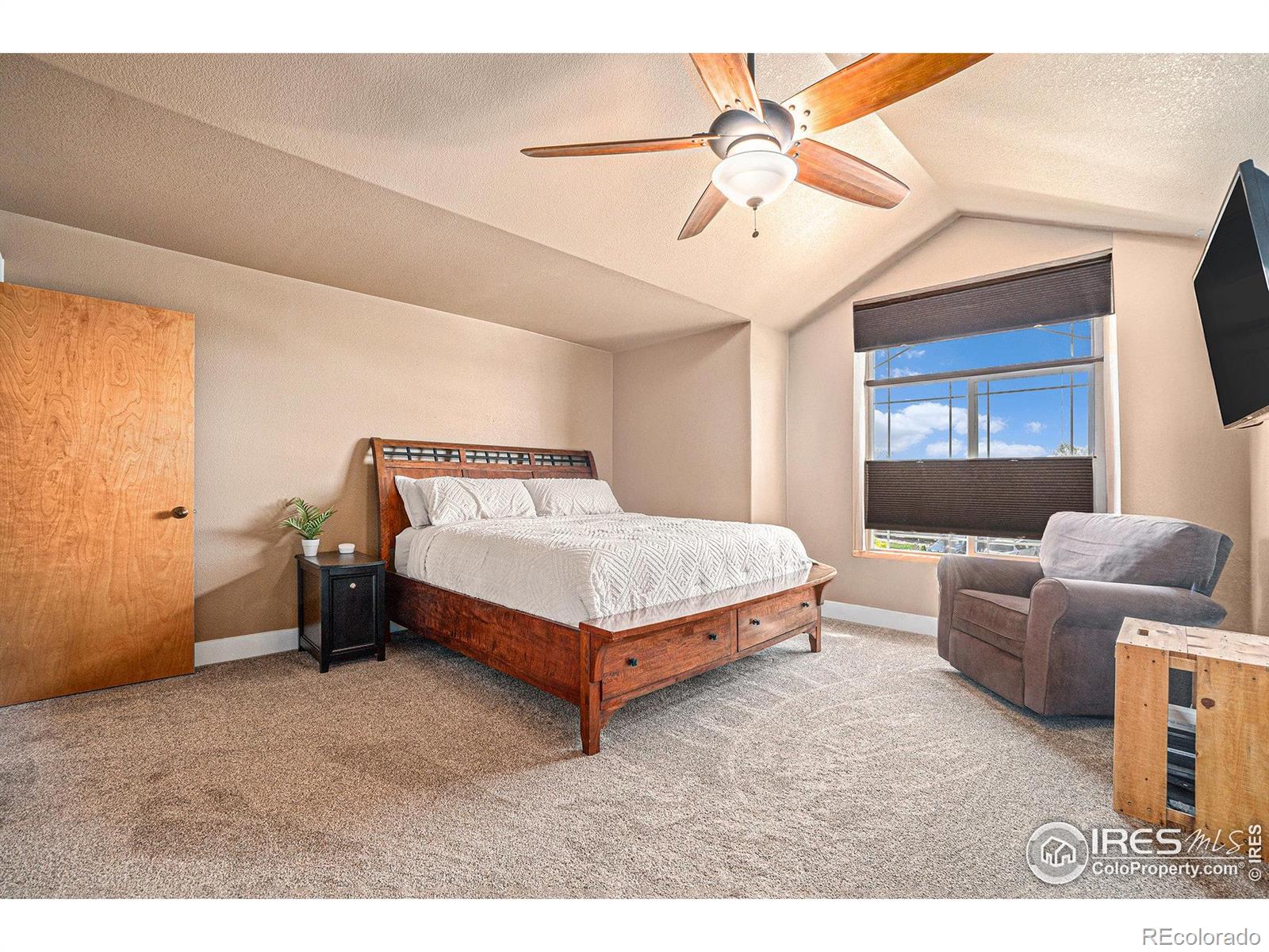 MLS Image #15 for 8962  smoke signal way,wellington, Colorado