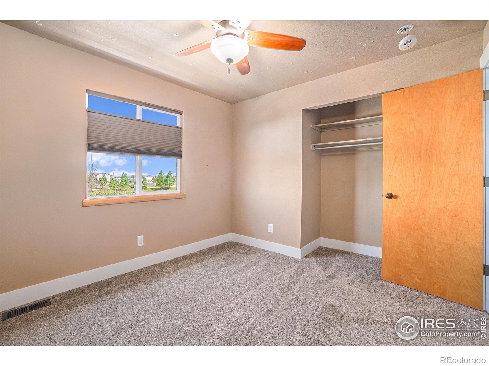 MLS Image #17 for 8962  smoke signal way,wellington, Colorado