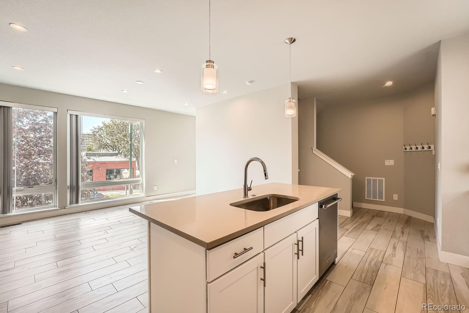 MLS Image #14 for 701 e 24th avenue,denver, Colorado
