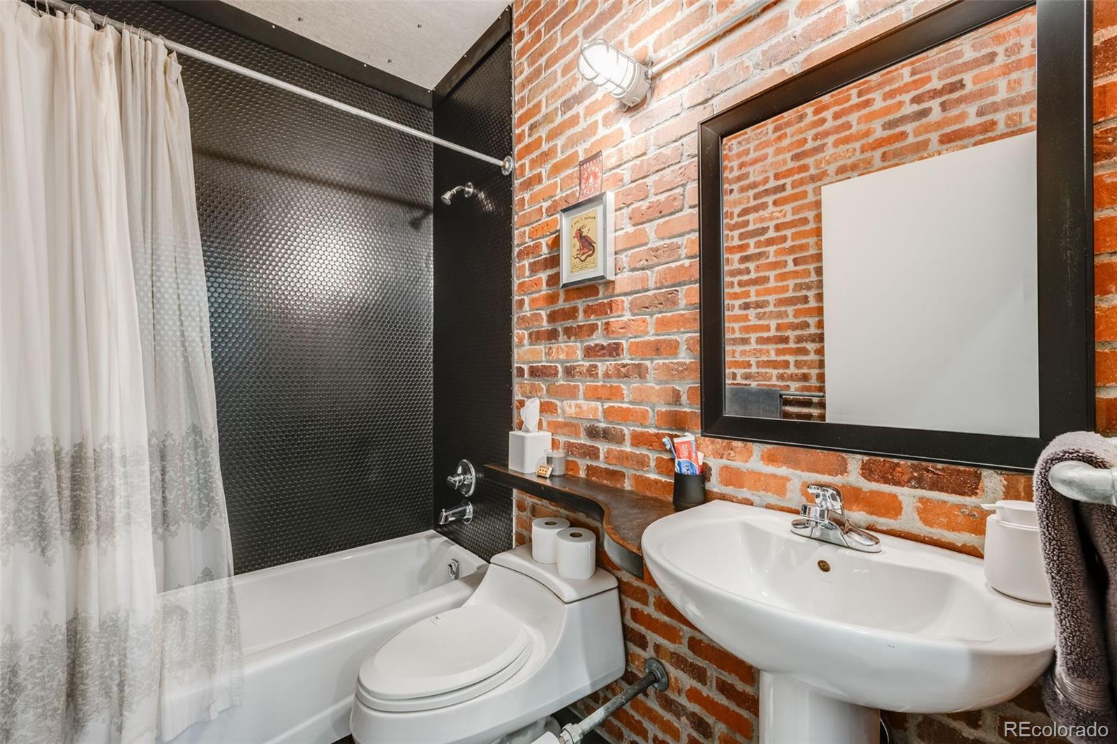 MLS Image #21 for 2801  lawrence street,denver, Colorado
