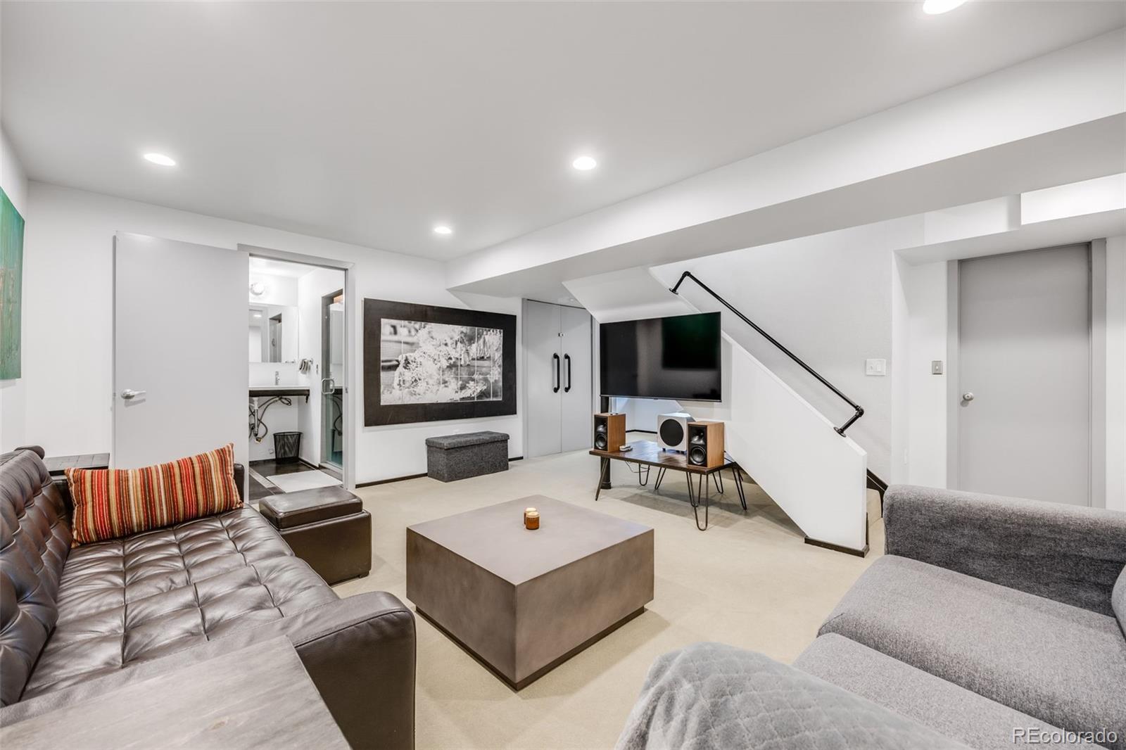 MLS Image #24 for 2801  lawrence street,denver, Colorado