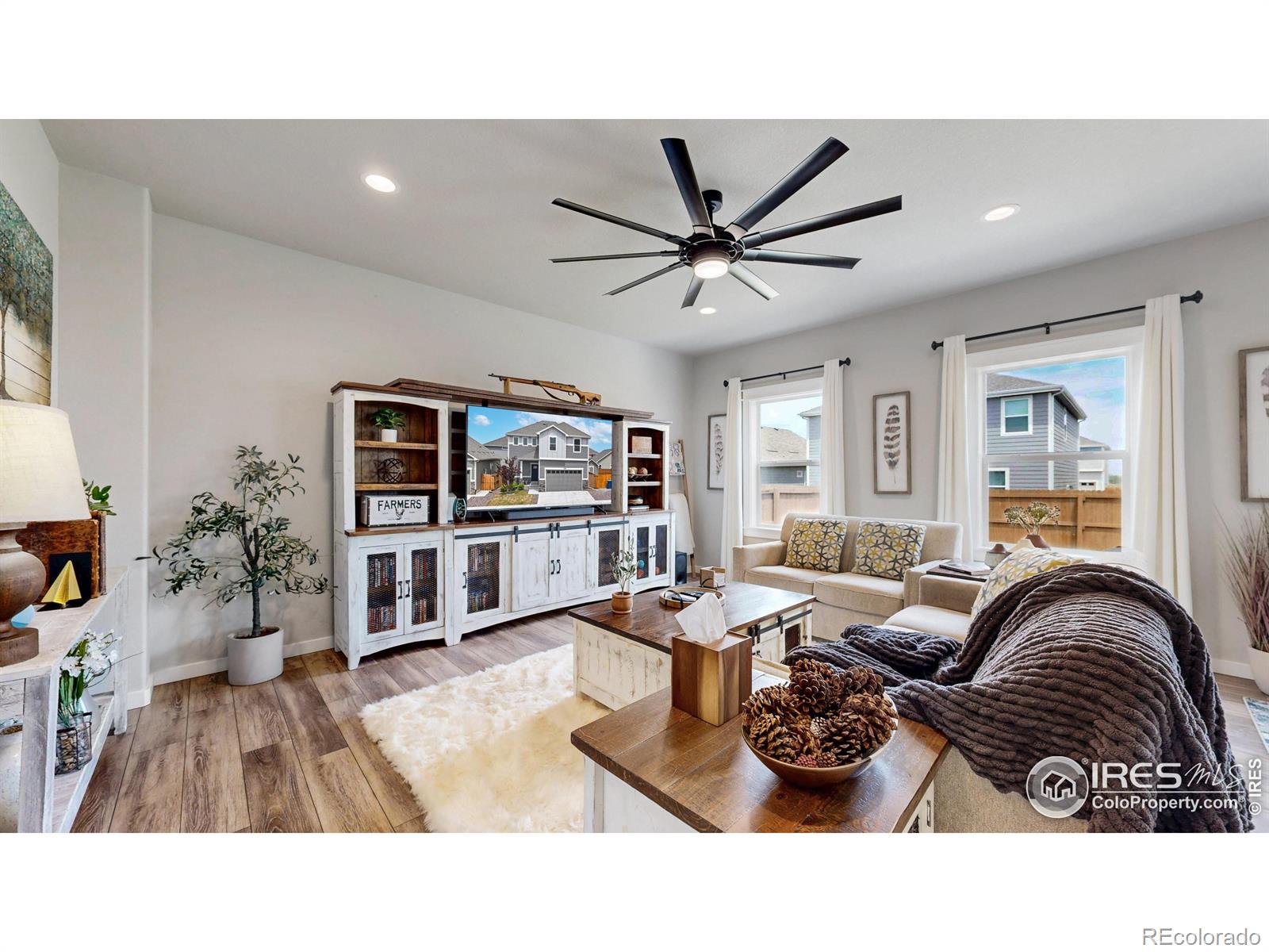 MLS Image #2 for 270  sabin way,lochbuie, Colorado