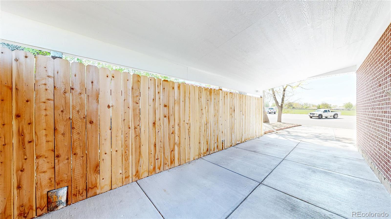 MLS Image #28 for 14157 e 26th avenue,aurora, Colorado