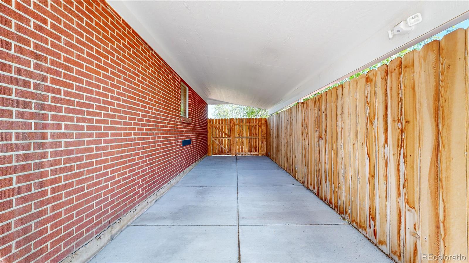 MLS Image #29 for 14157 e 26th avenue,aurora, Colorado