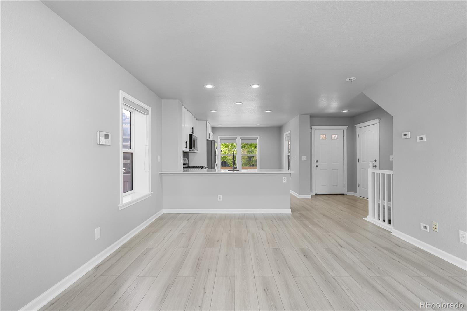 MLS Image #32 for 10778  dayton way,commerce city, Colorado