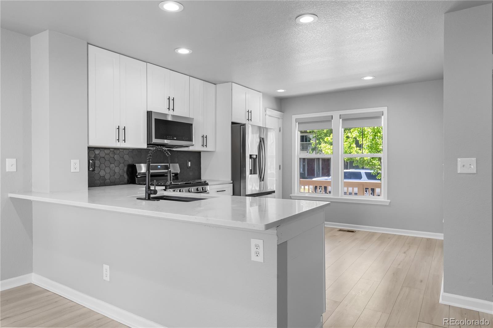 MLS Image #37 for 10778  dayton way,commerce city, Colorado