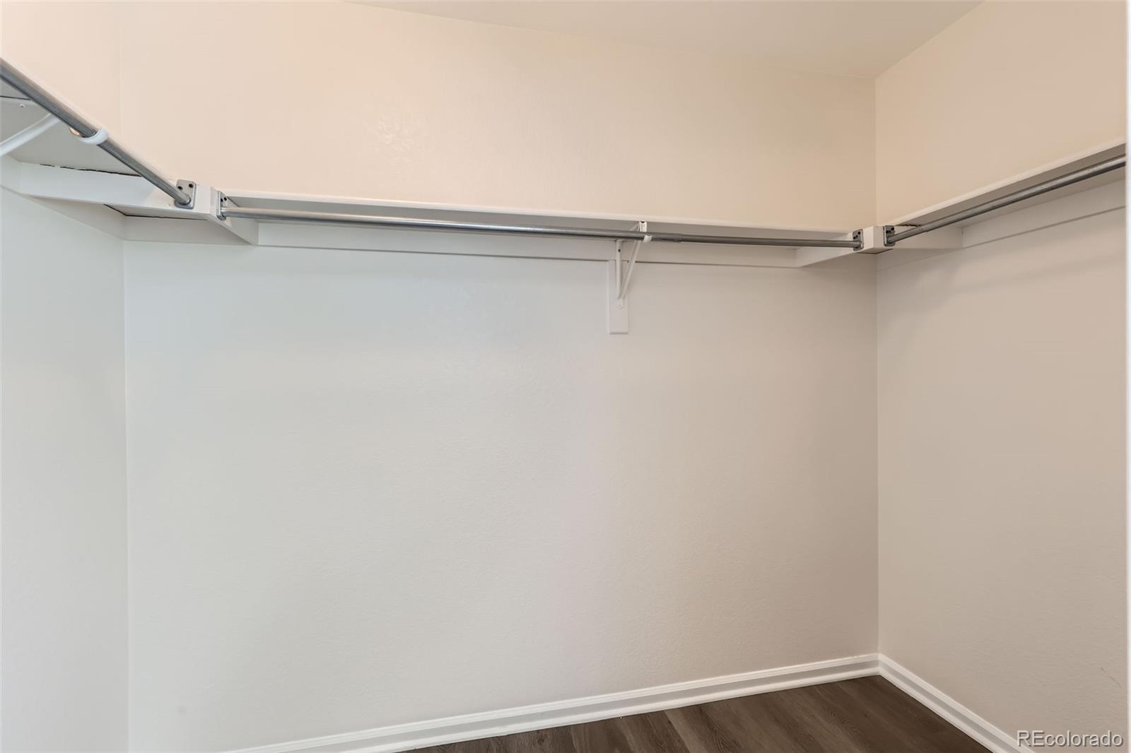 MLS Image #17 for 20861 e 40th avenue,denver, Colorado