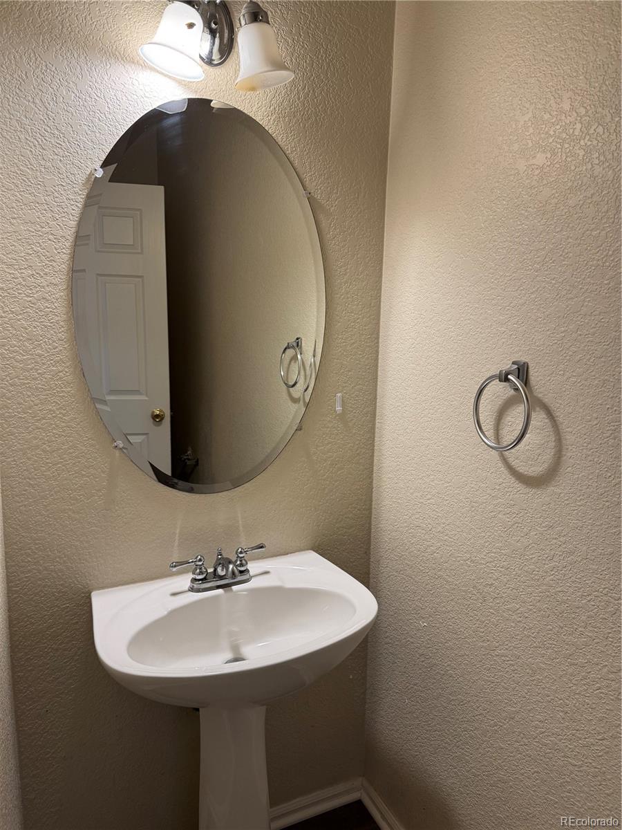 MLS Image #3 for 20861 e 40th avenue,denver, Colorado