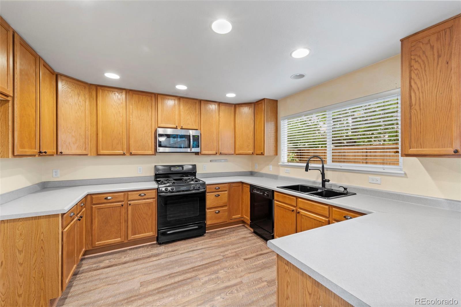 MLS Image #8 for 3371  bexley drive,colorado springs, Colorado