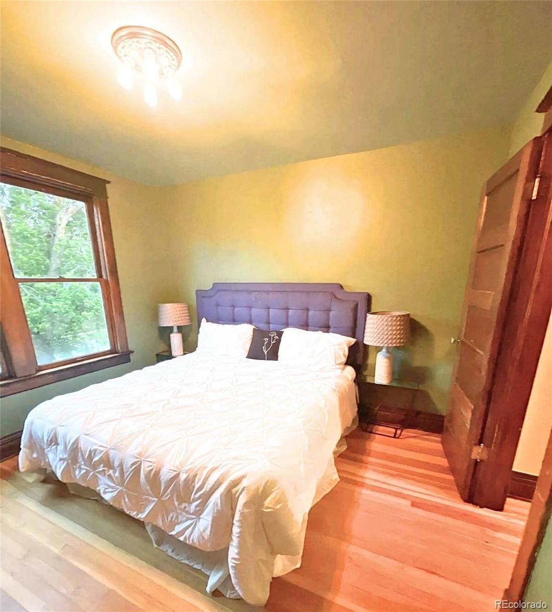 MLS Image #21 for 3055 n york street,denver, Colorado