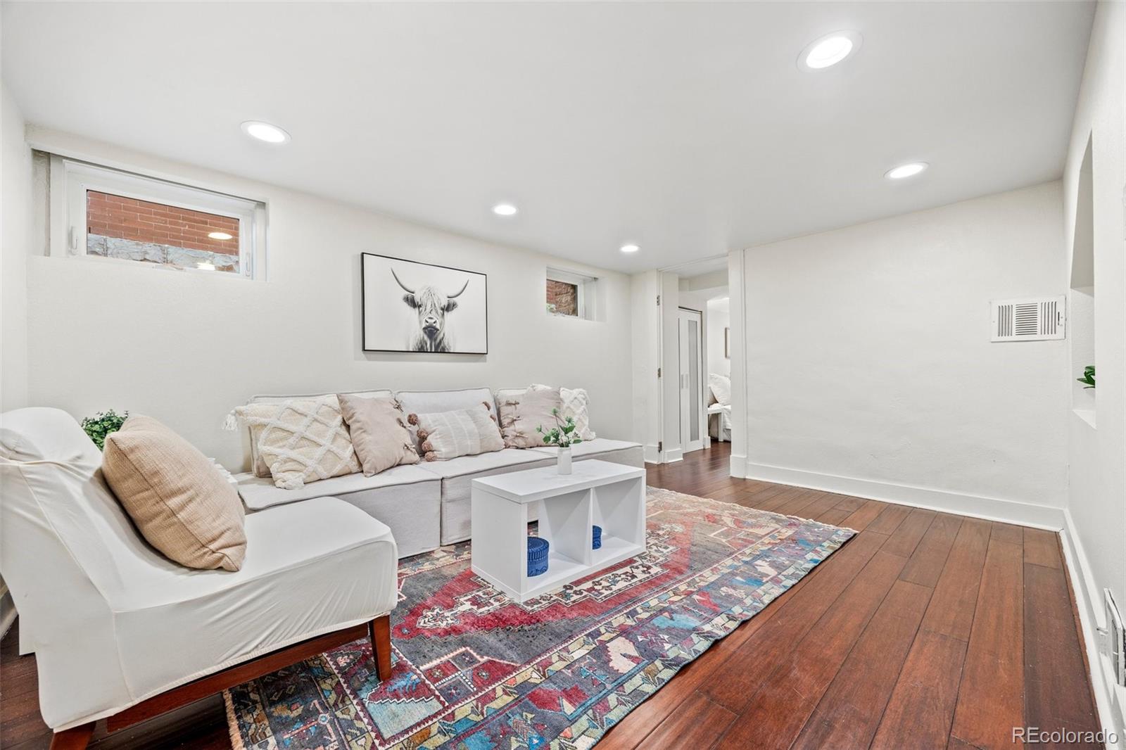 MLS Image #23 for 3055 n york street,denver, Colorado