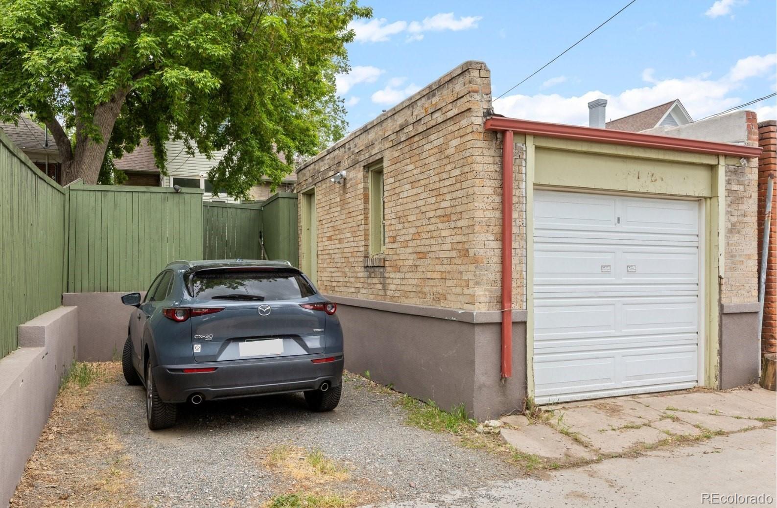 MLS Image #27 for 3055 n york street,denver, Colorado
