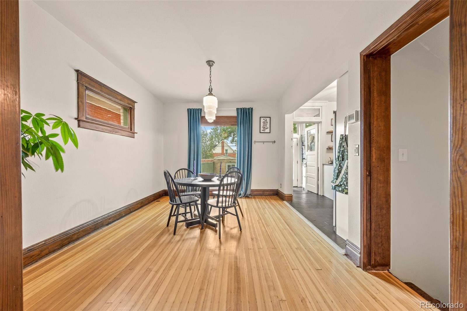 MLS Image #8 for 3055 n york street,denver, Colorado