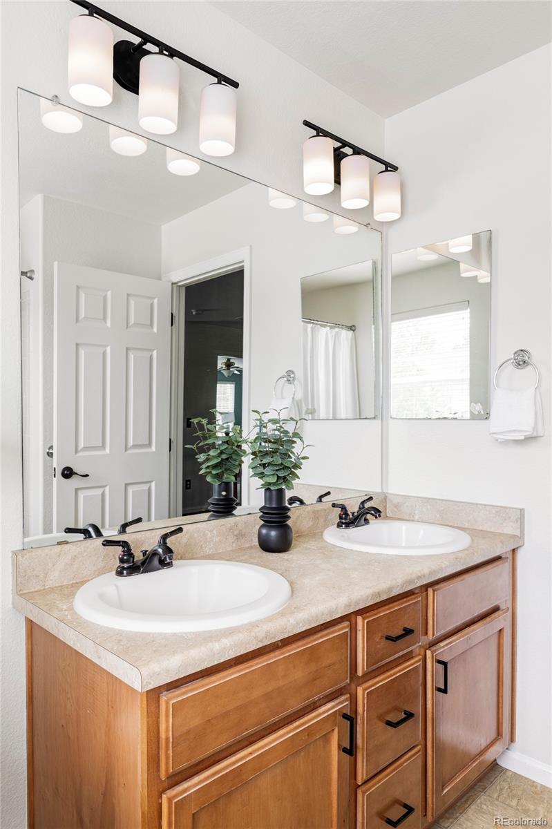 MLS Image #23 for 6385 s nelson way,littleton, Colorado